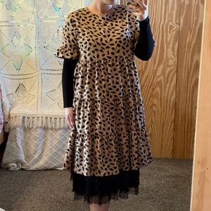 SHEIN Brown and Black Tiered Mini Dress
Excellent like new condition!